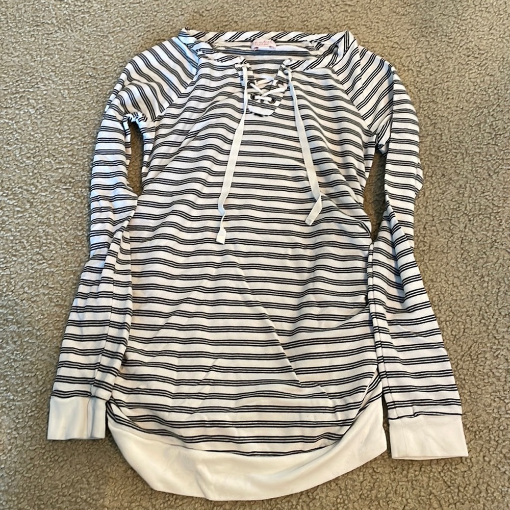 Maternity sweatshirt
